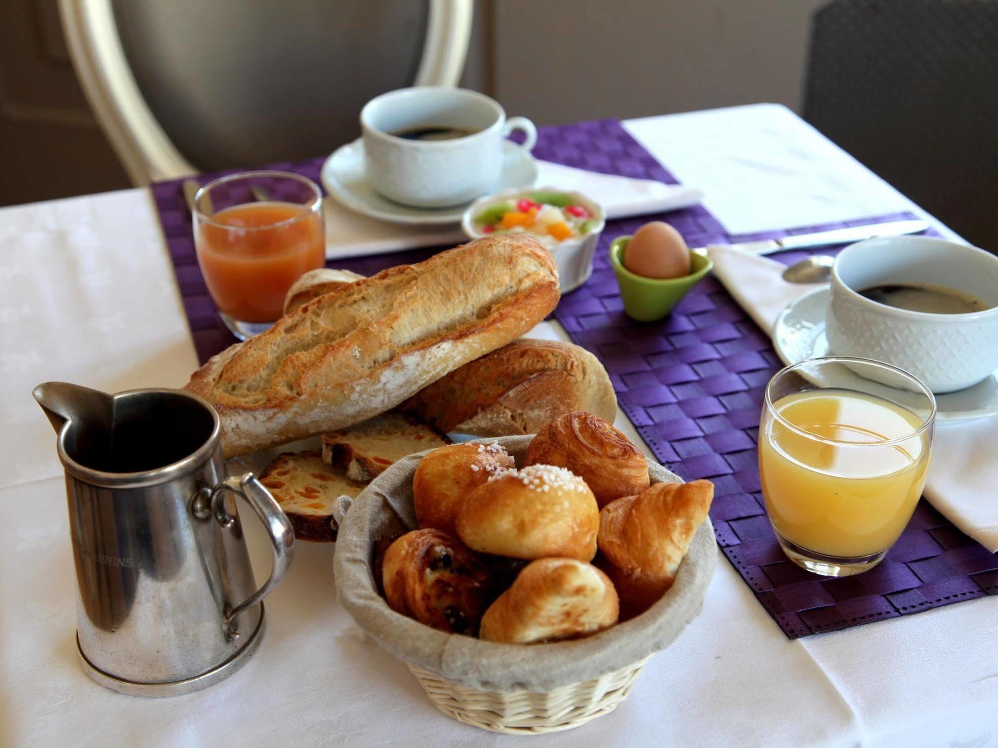 Logis Hotel Des Bains Gerardmer Ngoại thất bức ảnh