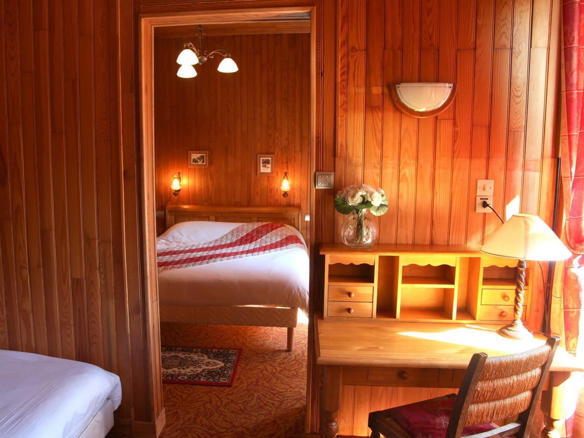 Logis Hotel Des Bains Gerardmer Ngoại thất bức ảnh