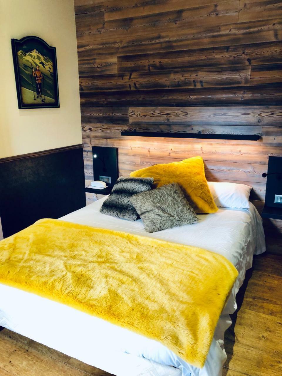 Logis Hotel Des Bains Gerardmer Ngoại thất bức ảnh
